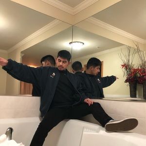 Meet your Posher, Joseph